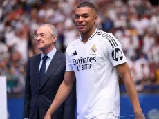 Kylian Mbappe imitates Cristiano Ronaldo's gesture during his presentation as a Real Madrid player