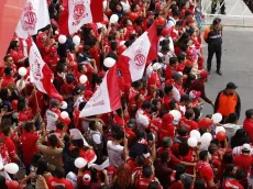 A puro canto: el recibimiento de la afición de Toluca a su equipo