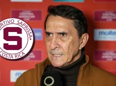 Alexandre Guimarães se burla de Saprissa