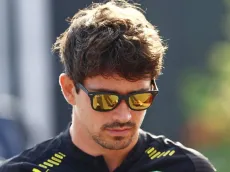 Charles Leclerc CHOCÓ su Ferrari fuera de las pistas ¡de manera ridícula! | VIDEO