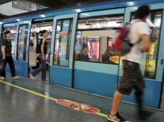 Metro de Santiago presenta problemas en la Línea 4