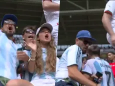 Y no sirvió para nada: Argentino grita el gol sobre Marruecos, ve como su compañera se cae de la tribuna y sigue festejando