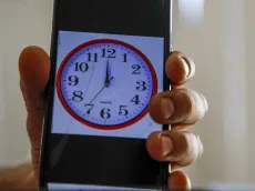 Guía para ajustar la hora en Android y Iphone