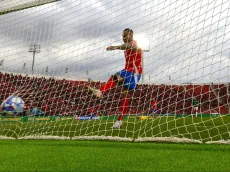 Lampe aclara su postura tras el polémico gol de Vargas