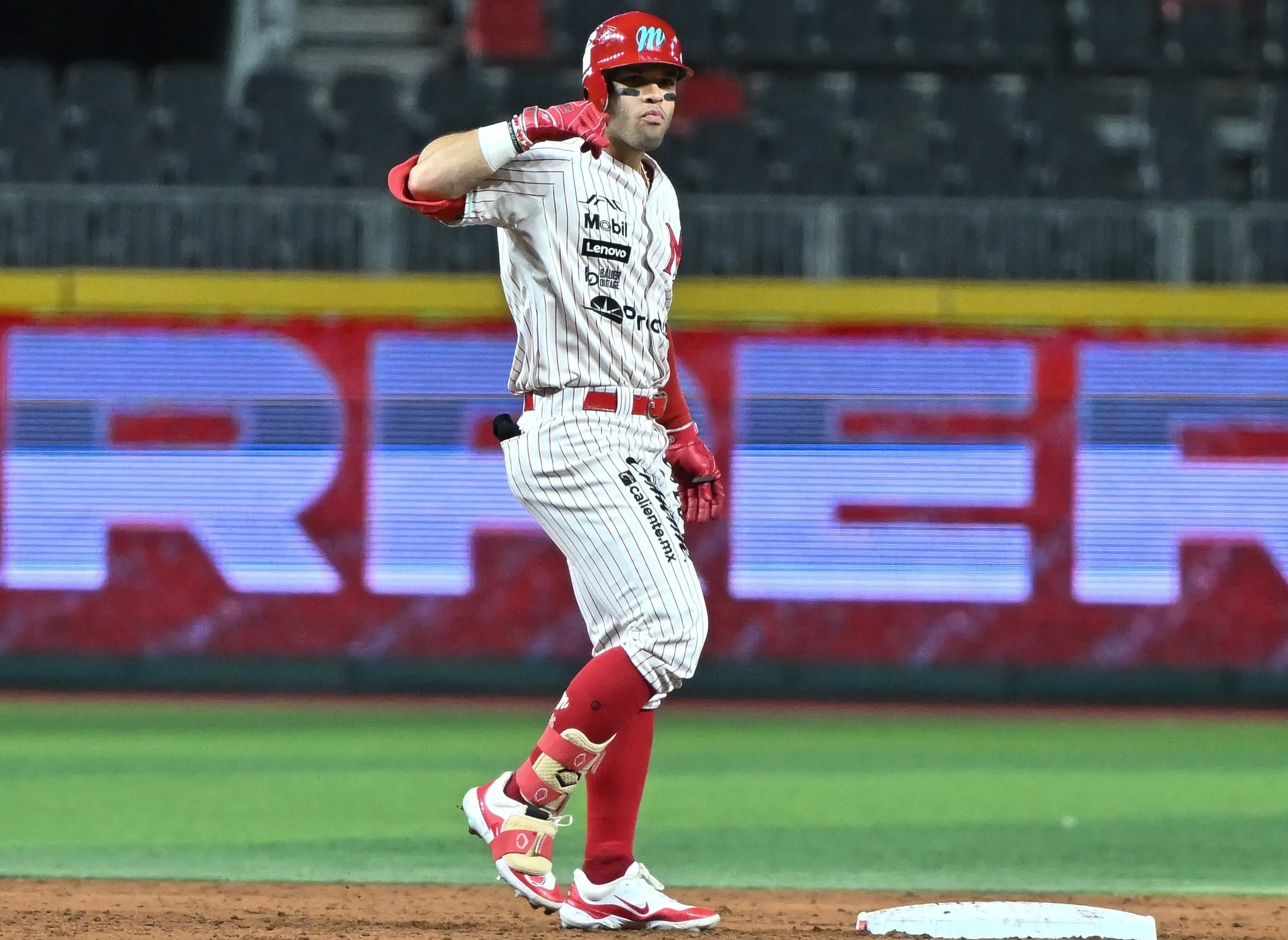 Diablos Rojos del México terminaron la campaña 2024 de la LMB con foja de 71-19, en la foto José Marmolejos (Cortesía LMB)