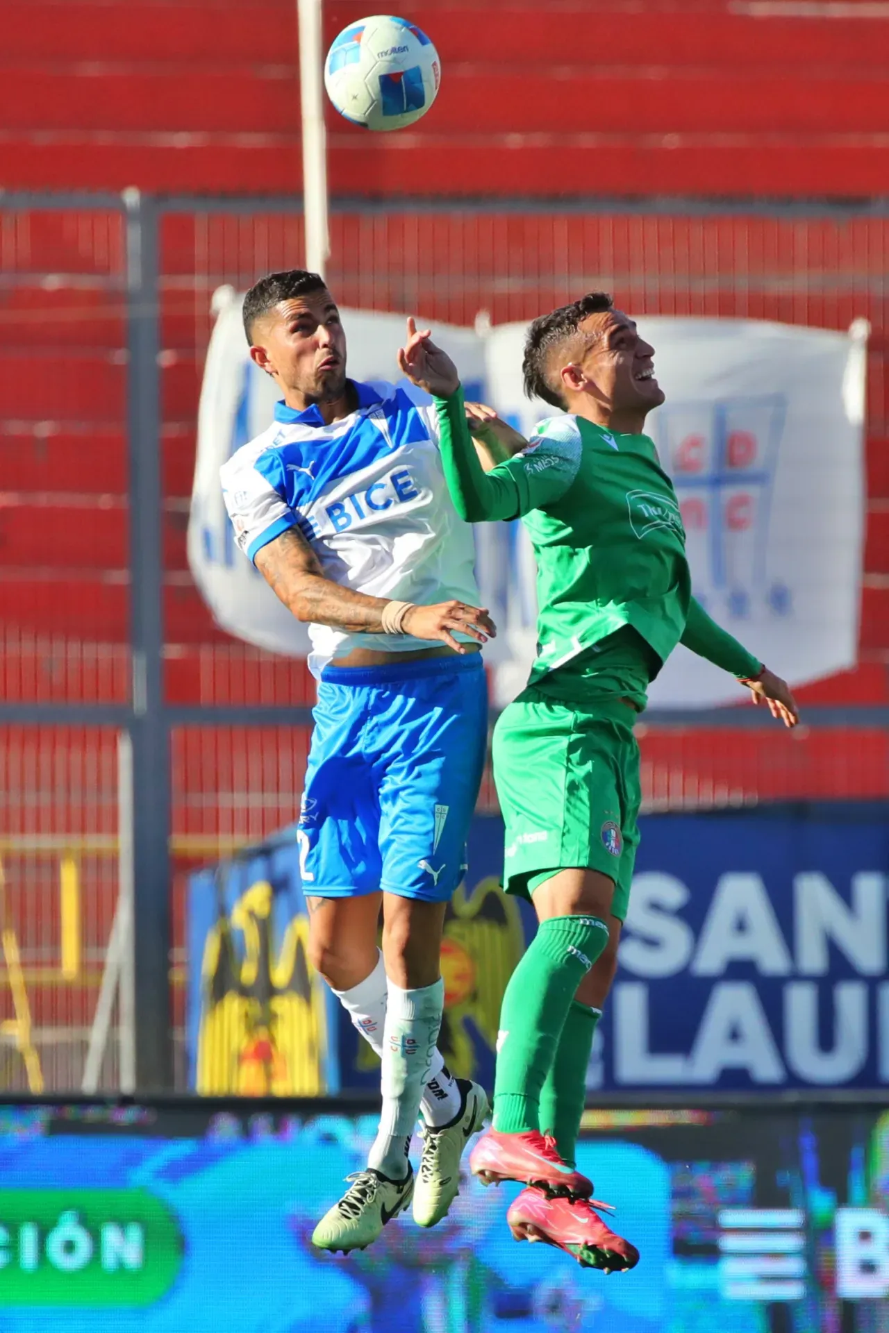 Michael Vadulli, el delantero que observa Católica como refuerzo para 2026 (Photosport)