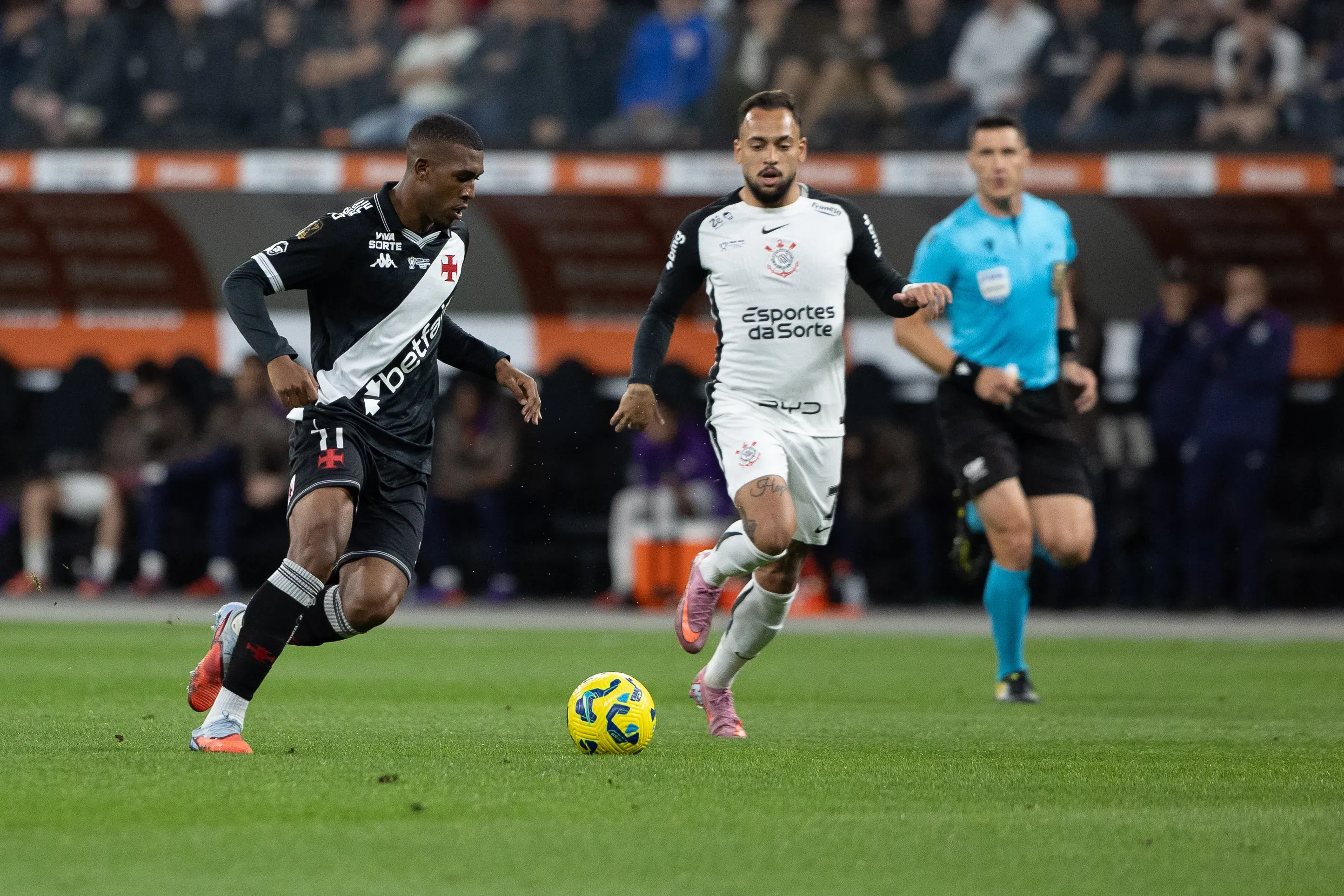 Rayan jogador do Vasco durante partida contra o Corinthians no estadio Arena Corinthians pelo campeonato Copa Do Brasil 2025. Foto: Joisel Amaral/AGIF