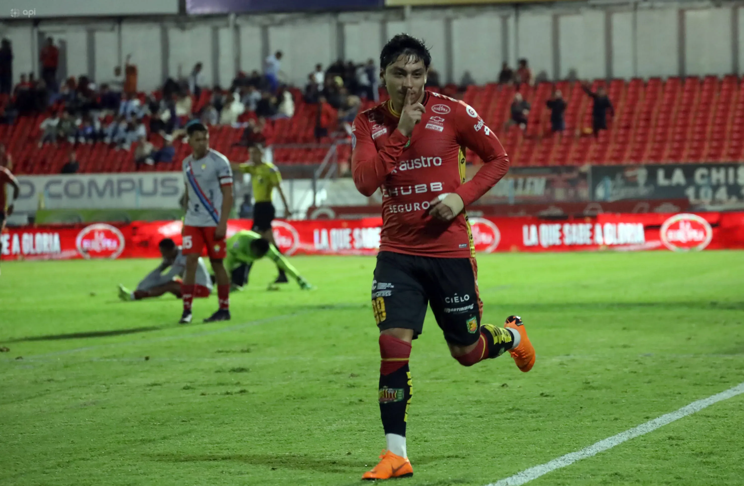 Tobar es uno de los goleadores de Deportivo Cuenca. (Foto: Imago)