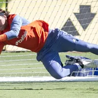 Cruzeiro convoca torcida para revelação do número do goleiro Cássio