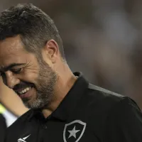 Artur Jorge aprova e reforços defensivos chegarão ao Botafogo, segundo jornalista: 'valores consideráveis'