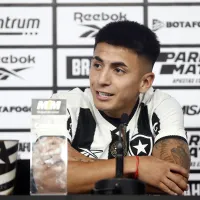 Thiago Almada manda a real possível saída do Botafogo em janeiro: 'Tenho cinco anos de contrato'