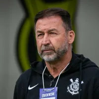 Flamengo pode dar \&#039;chapéu\&#039; no Corinthians e fechar com novo atacante: \&#039;Foi oferecido\&#039;