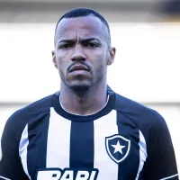 Marlon Freitas é 'cobrado' no Botafogo após partida pela Copa do Brasil