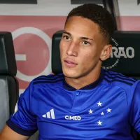 Emprestado pelo Cruzeiro, Robert se destaca e chama atenção no futebol europeu