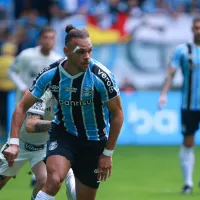 Após derrota do Grêmio, Braithwaite comenta sobre gramado da Arena