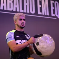 Botafogo toma 'atitude especial' antes da estreia de El Arouch no time de Artur Jorge