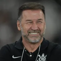 Augusto Melo toma 'atitude inesperada' e decide vender nome importante do Corinthians