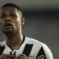 Botafogo tem 'problema' após retorno de Júnior Santos e motivo é revelado