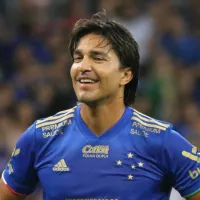 Torcida do Cruzeiro &#039;pede ajuda&#039; a Marcelo Moreno para chegada de reforço: ＂bom nome＂