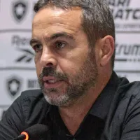 Artur Jorge revela a possibilidade de poupar jogadores do Botafogo contra o Vasco