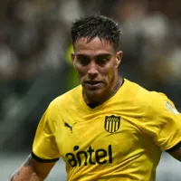 Javier Méndez, zagueiro do Peñarol, revolta torcida do Botafogo com declaração polêmica: ＂a história seria diferente＂