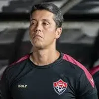Lucas Braga marca no final e escolhas de Carpini viralizam em Fluminense x Vitória: “Só Deus explica”