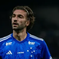 Cruzeiro vence Palestino de virada na Sul-Americana e Lautaro é criticado: "Fico com dó do Gabigol"