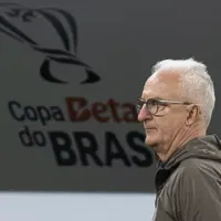 Dorival Júnior vira alvo da Fiel em empate do Corinthians com Vasco: "Deve sair"