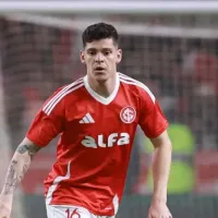 Volante Ronaldo segue no Internacional, após negativa ao Guarani