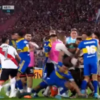 VIDEO | ¡Se metió hasta Marcos Rojo! Brutal batalla entre jugadores de River y Boca tras el gol de Borja