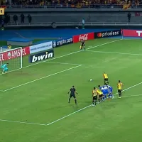 VIDEO | Figal cometió penal pero Chiquito Romero salvó a Boca con una enorme atajada