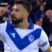 VIDEO | Pratto le metió un golazo a River y lo celebró con bronca de cara a la hinchada