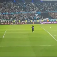 Sergio Romero fue silbado por todos los hinchas de Racing en la previa del duelo contra Boca