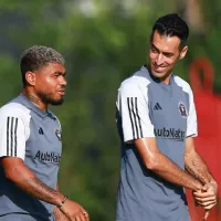 Le dio un regalo: así se despidió Busquets de Josef Martínez