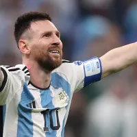 Subastarán las camisetas que usó Messi con la Selección Argentina en Qatar 2022