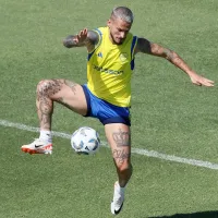 Preocupación en Boca: Darío Benedetto se fue del entrenamiento