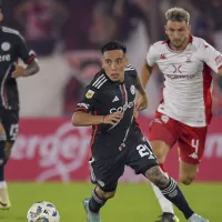 Huracán aguantó con uno menos y le rompió el invicto a River