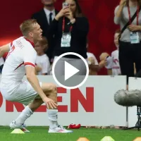 VIDEO  Metió un gol para la Selección de Polonia e hizo el ridículo al lesionarse en la celebración
