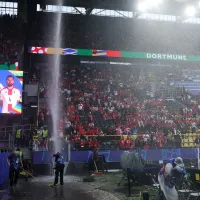 Una gotera se convirtió en cascada y generó desconcierto en la previa de un partido de la Eurocopa 2024
