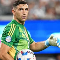 ¿Por qué Dibu Martínez no ataja en los Juegos Olímpicos de París 2024?