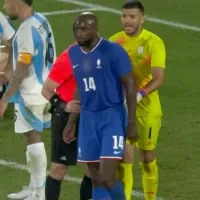 Esto le dijo Gerónimo Rulli a Mateta tras el empujón durante Argentina vs. Francia