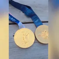 Video viral: comparan la calidad de las medallas de Tokio 2020 y París 2024 en medio de las críticas