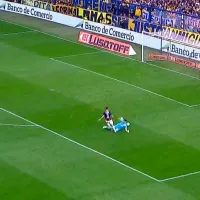 ¿Era penal para San Lorenzo? Brey bajó a Vombergar dentro del área y el VAR no llamó a revisión