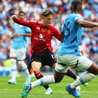 Icono del Manchester United elogió a Garnacho: \&#039;Le dan la pelota y va a destruir a los defensores\&#039;