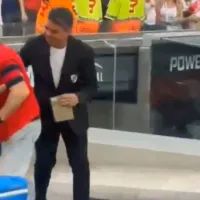 No se vio: el gesto de Marcelo Gallardo ante el accidente de un fotógrafo