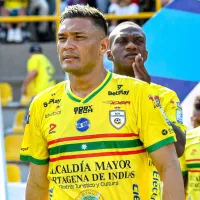 El gesto de Teo Gutiérrez cuando le acercaron una camiseta de River para firmar