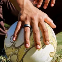 El anillo que te mide las pulsaciones ideal para hacer deporte: las mejores opciones en Amazon