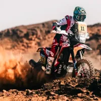 Fuerte denuncia de un corredor en pleno Dakar 2025: ＂¿Hay que ser del primer mundo para que te tomen en cuenta?＂