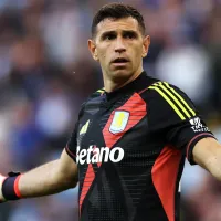 Atento Dibu Martínez, Aston Villa se deshizo de un defensor central a una semana del cierre del mercado de pases