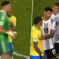 El cruce que mostraron en Brasil y que no se vio en la TV Argentina entre Raphinha, Dibu Martínez, Paredes y Cuti Romero